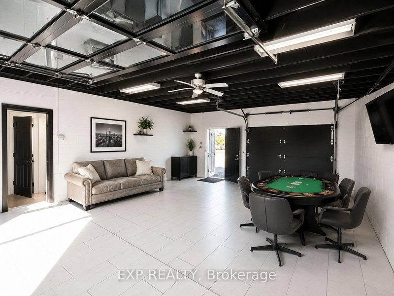 313 Horton St photo 5