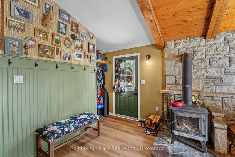 117 Echo Bay Rd photo 4