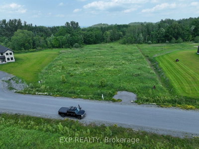26 Nirmala Drive • Cumberland, ON photo 3