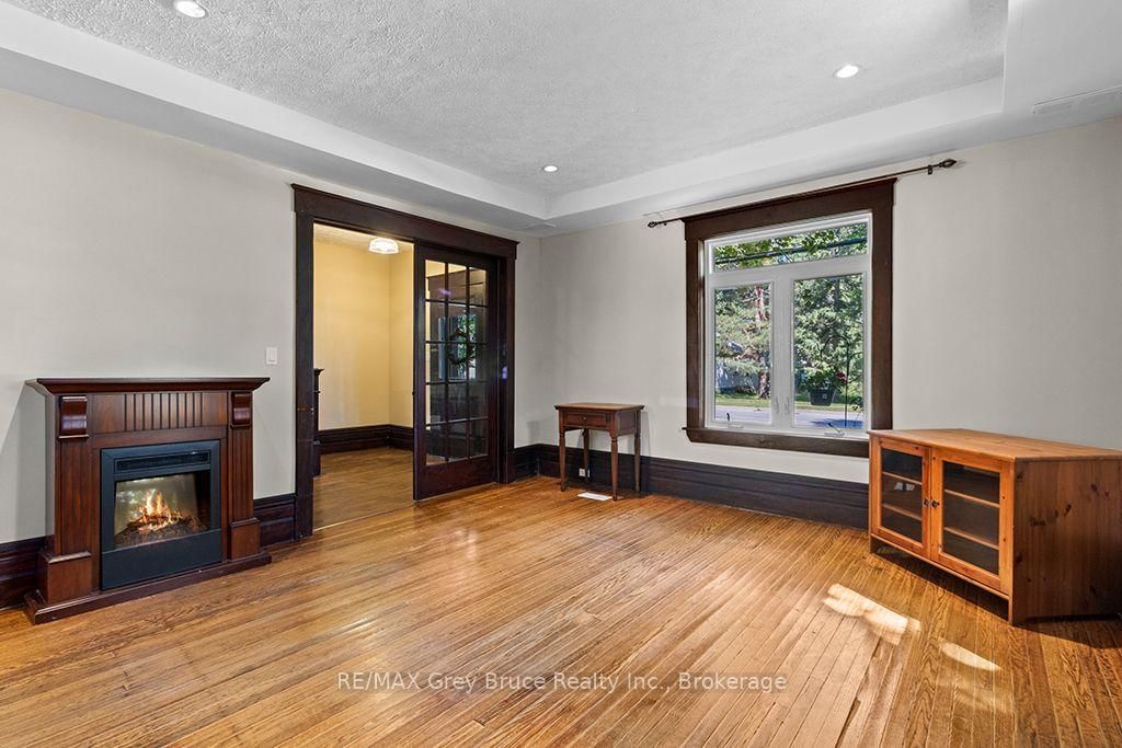 441 Frank Street • South Bruce Peninsula, ON photo 6