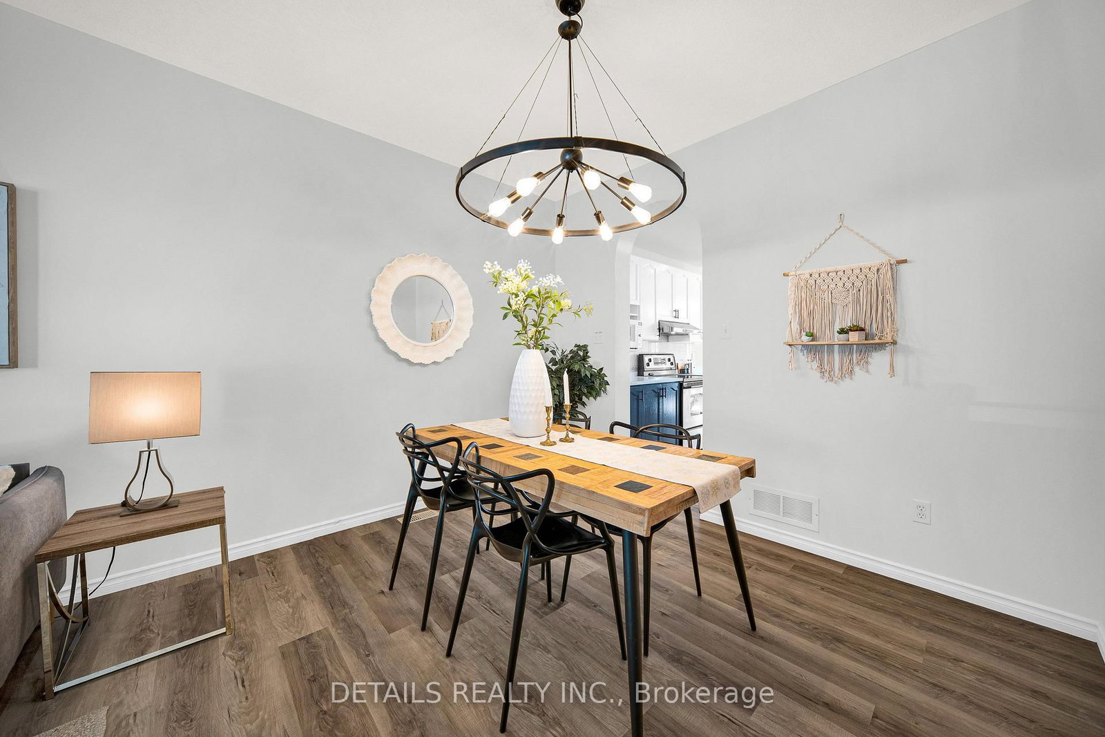 757 Schubert Circle • Ottawa, ON photo 9