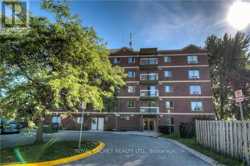 405 - 626 FIRST Street