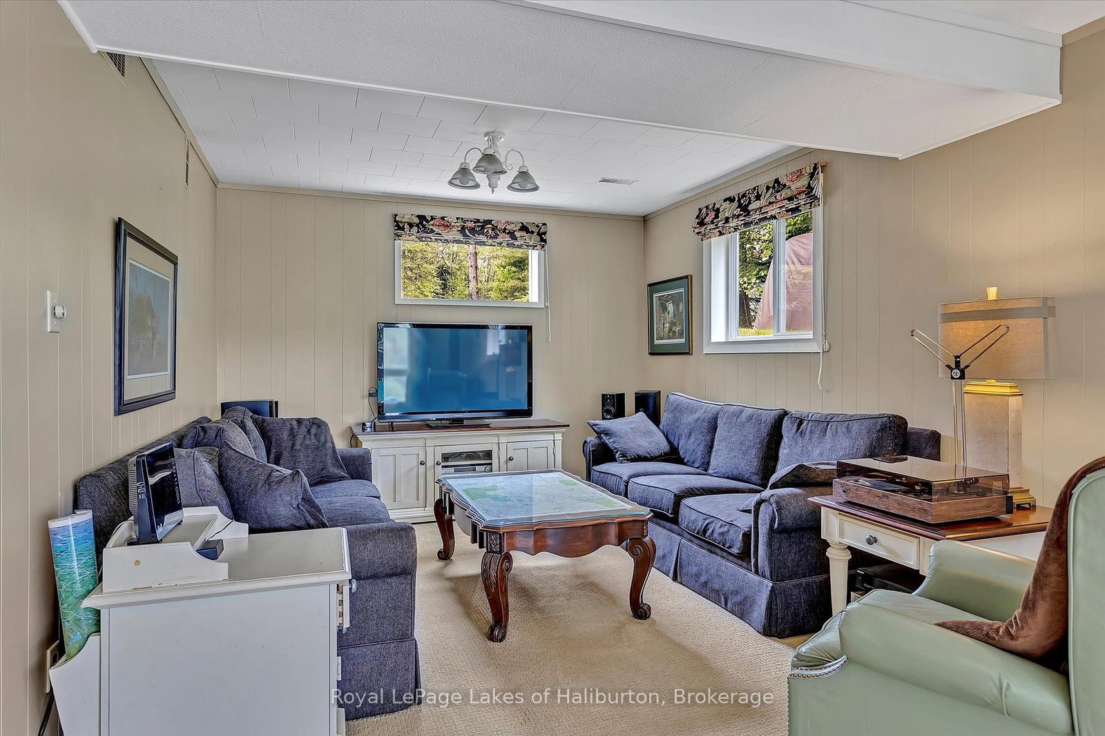 1093 Lamar Drive • Algonquin Highlands, ON photo 18