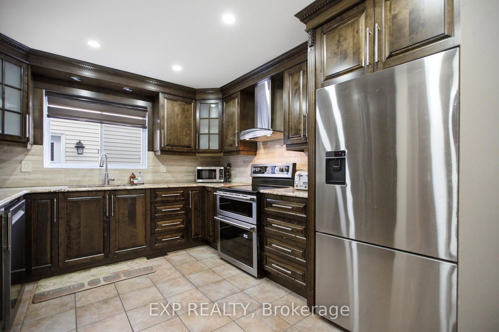42 Valley Ridge Street • Ottawa, ON photo 16