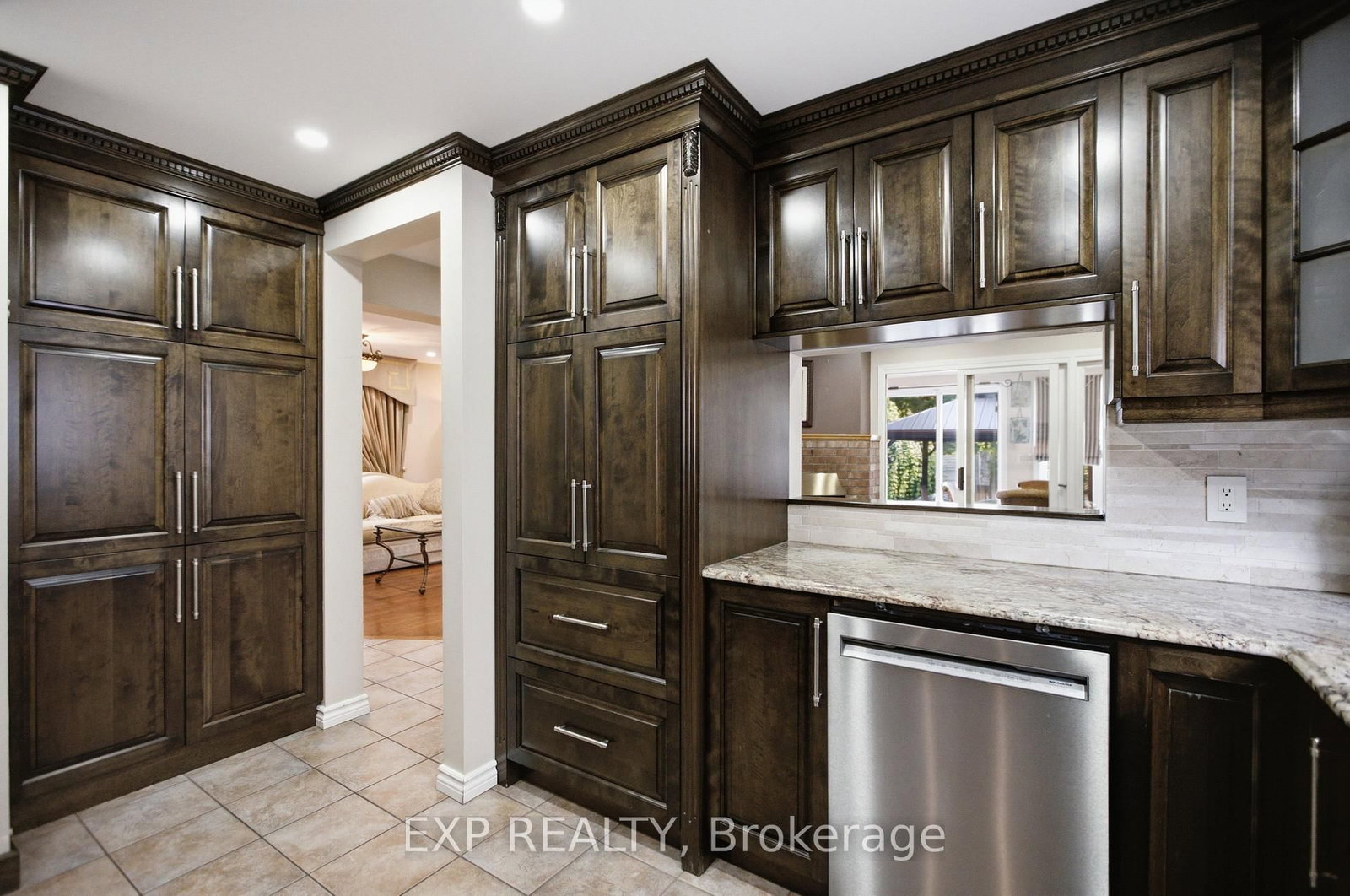 42 Valley Ridge Street • Ottawa, ON photo 18