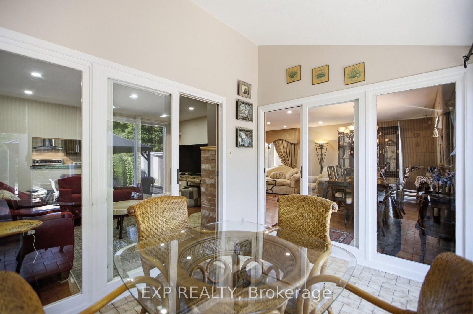 42 Valley Ridge Street • Ottawa, ON photo 20