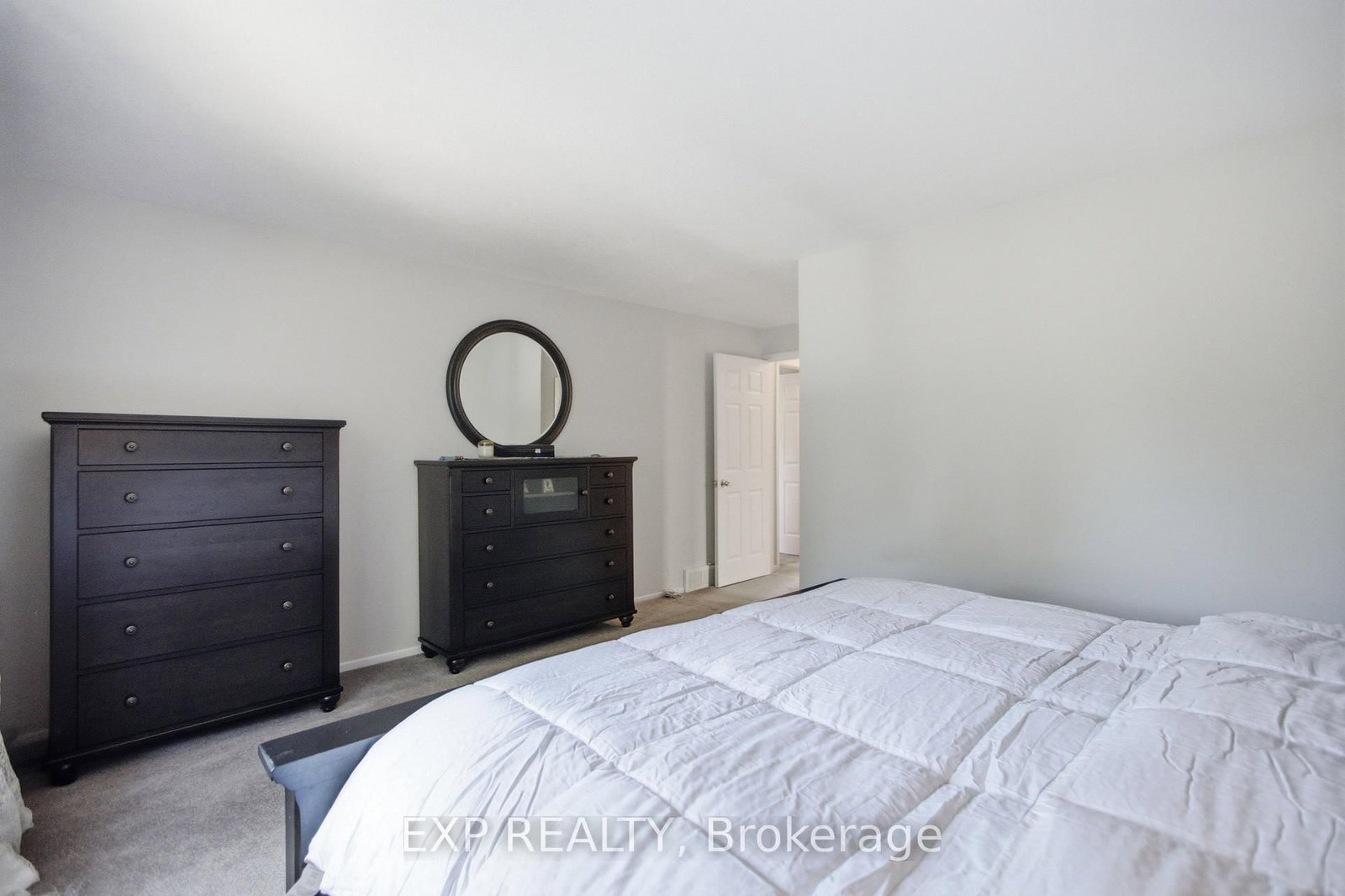 42 Valley Ridge Street • Ottawa, ON photo 25