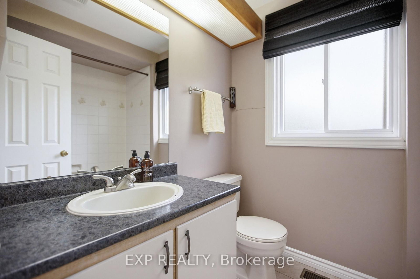 42 Valley Ridge Street • Ottawa, ON photo 32