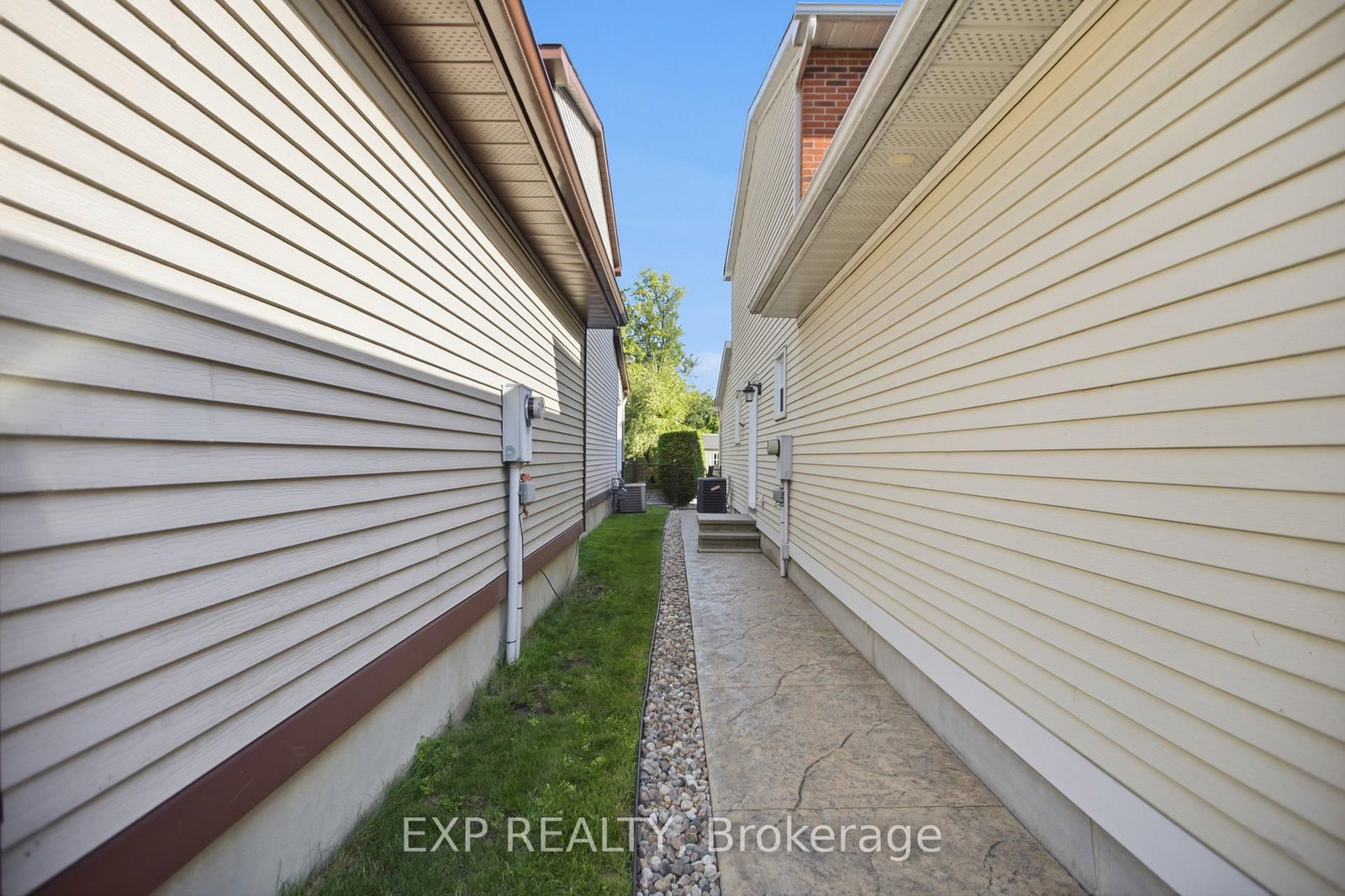 42 Valley Ridge Street • Ottawa, ON photo 40