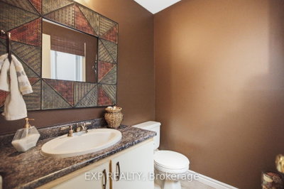42 Valley Ridge Street • Ottawa, ON photo 9