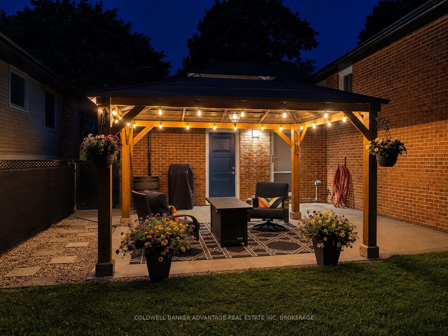 5004 Pettit Avenue • Niagara Falls, ON photo 32