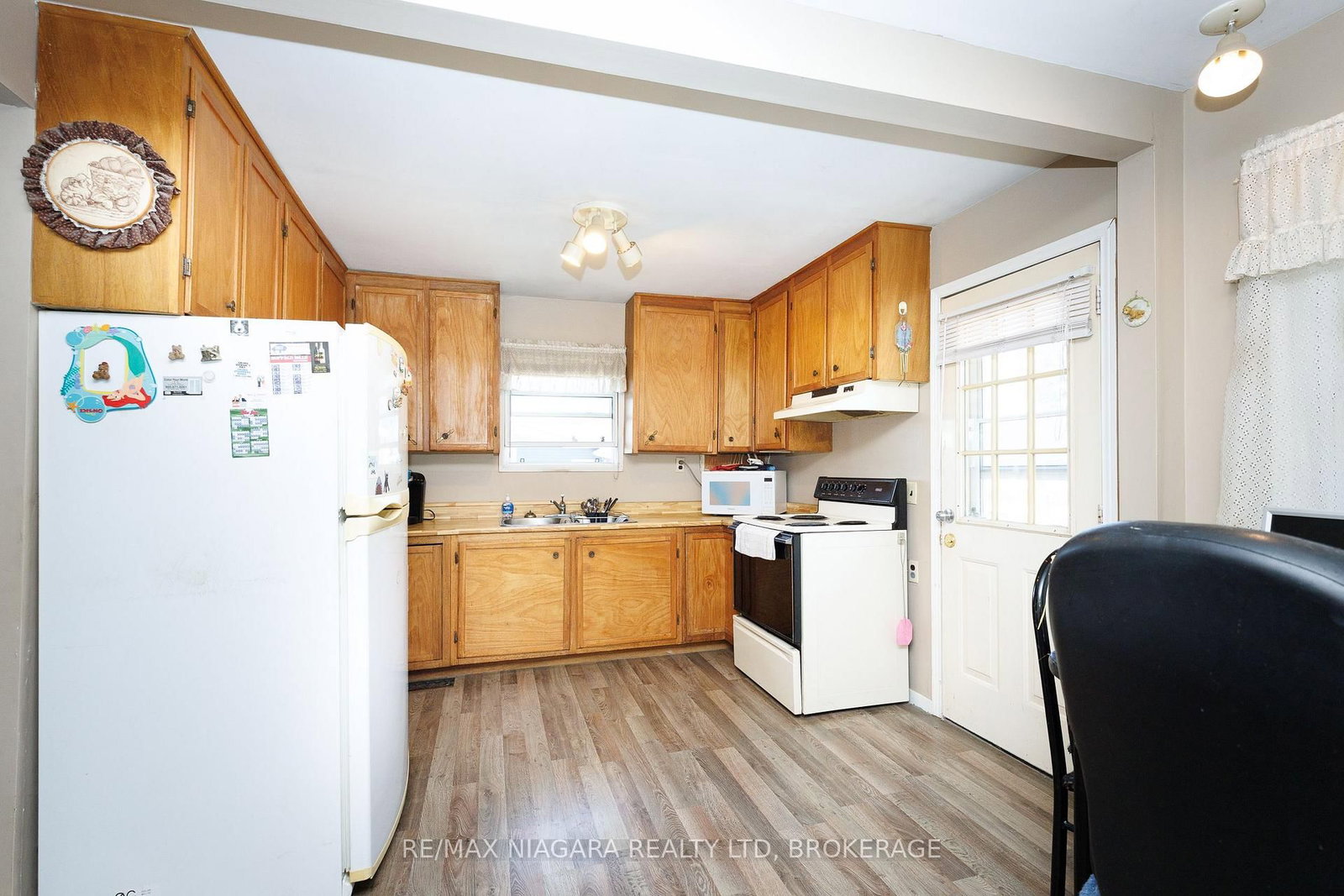 429 Delaware Avenue • Fort Erie, ON photo 9