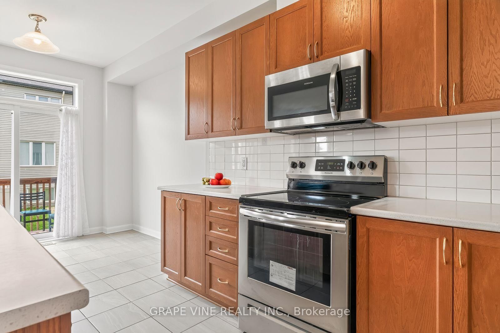 533 Winterset Road • Kanata, ON photo 13