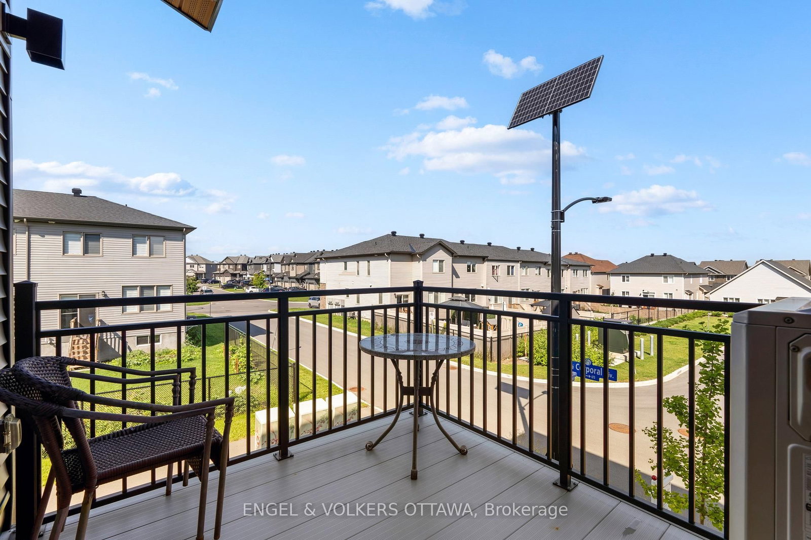 631 Corporal Private • Ottawa, ON photo 17