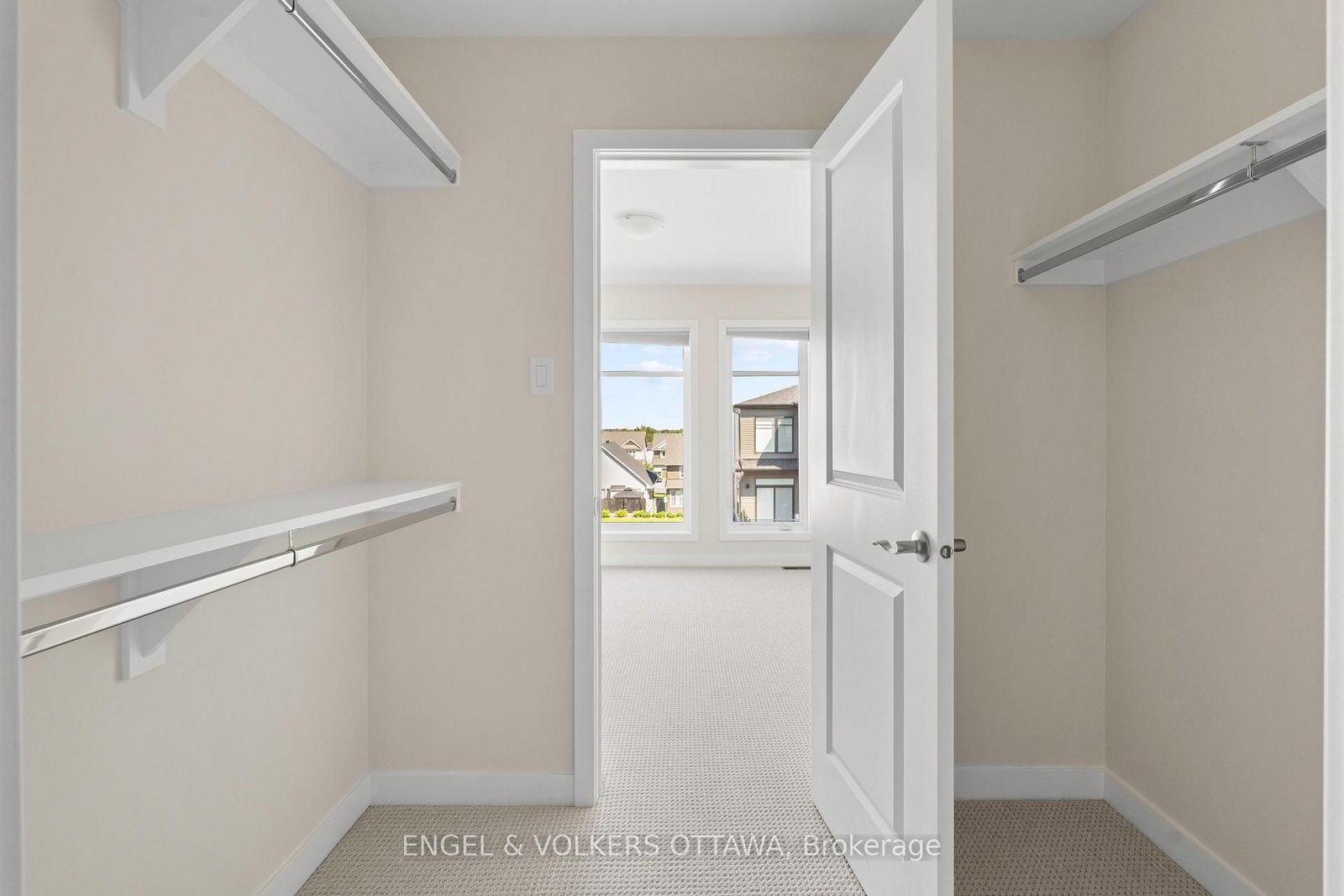 631 Corporal Private • Ottawa, ON photo 23