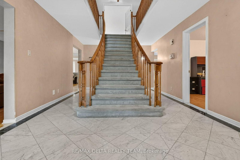 13 Sherk Crescent