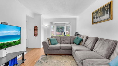 1 CHESWICK Circle • London South, ON photo 5