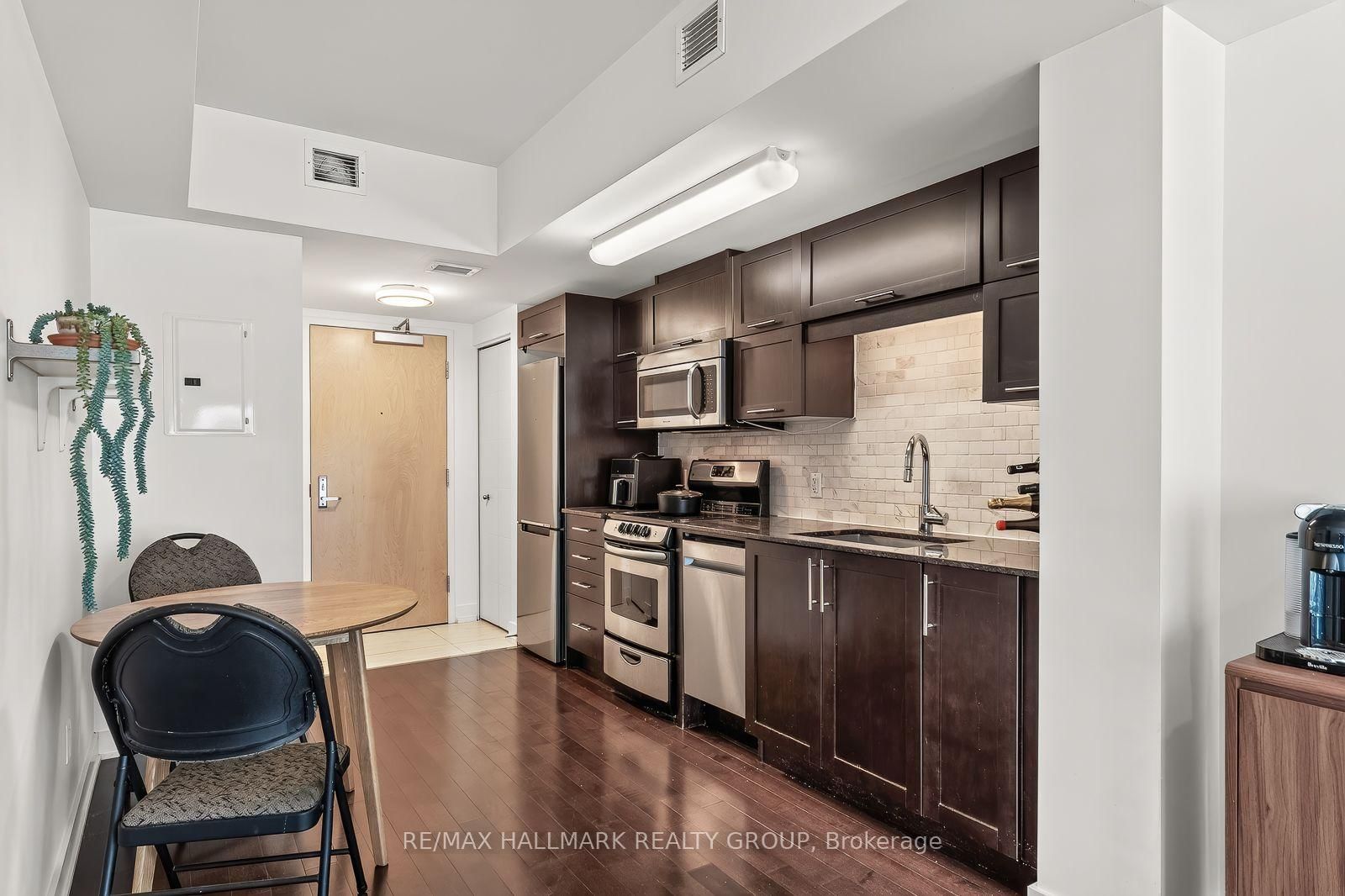 40 Nepean Street • #1204 • Ottawa, ON photo 11