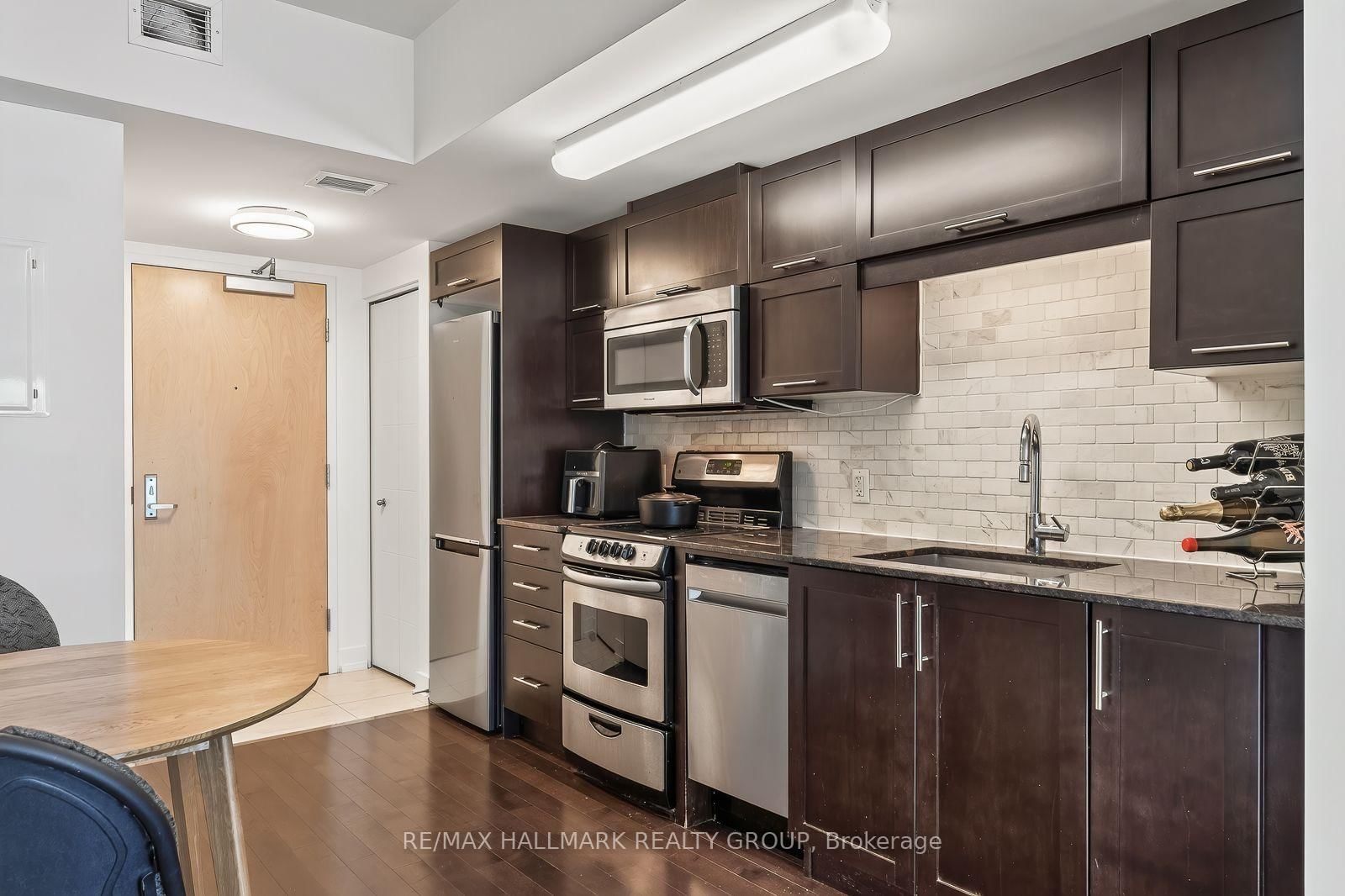 40 Nepean Street • #1204 • Ottawa, ON photo 12