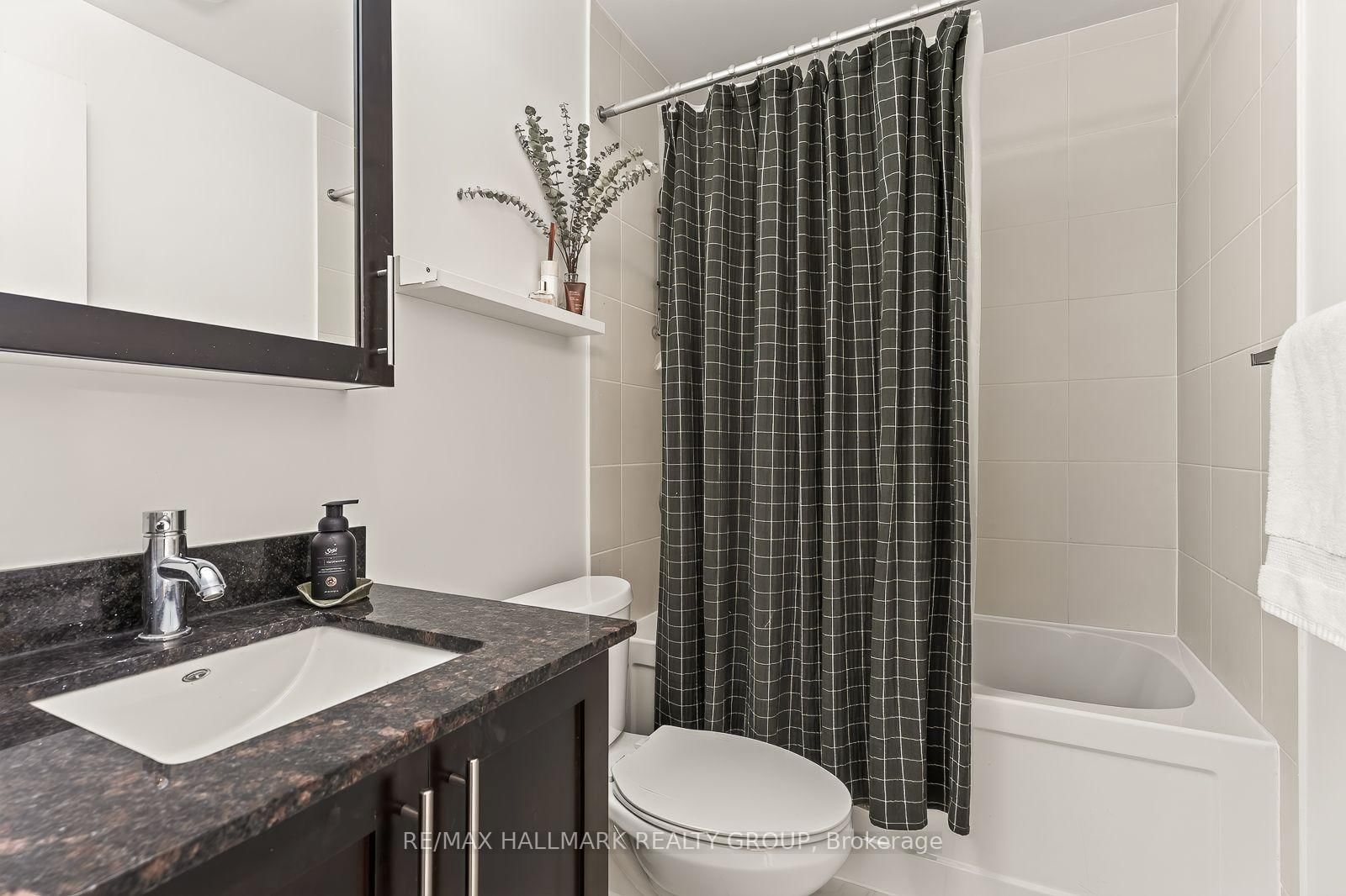 40 Nepean Street • #1204 • Ottawa, ON photo 13
