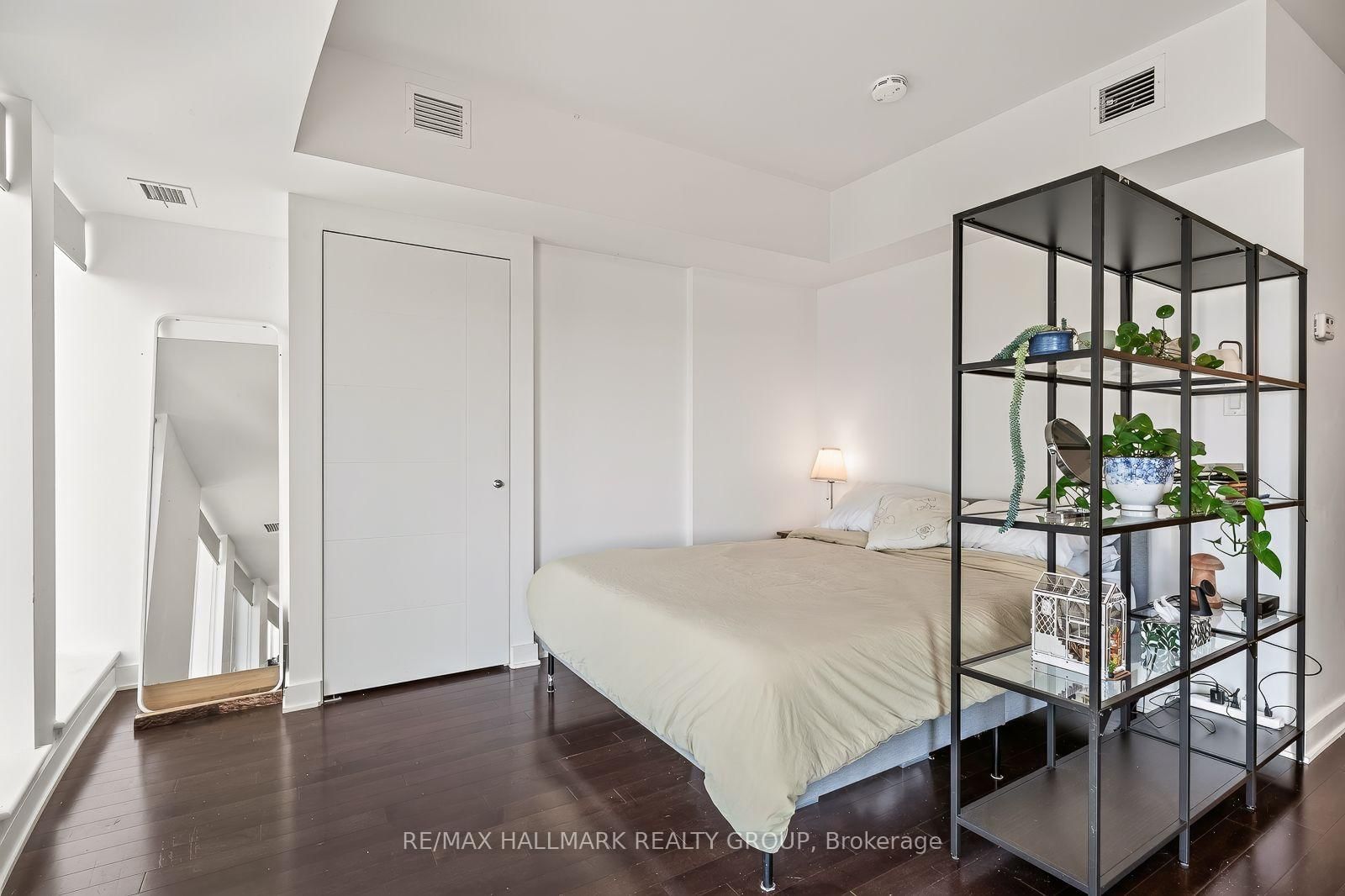 40 Nepean Street • #1204 • Ottawa, ON photo 23