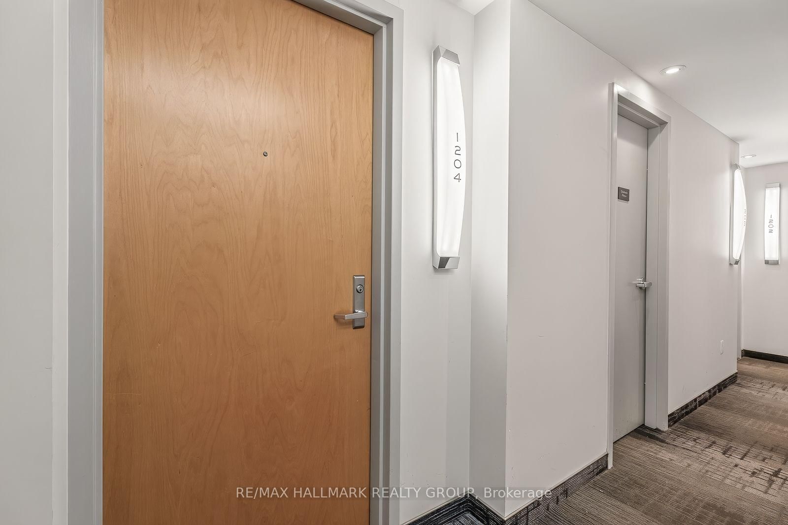 40 Nepean Street • #1204 • Ottawa, ON photo 4