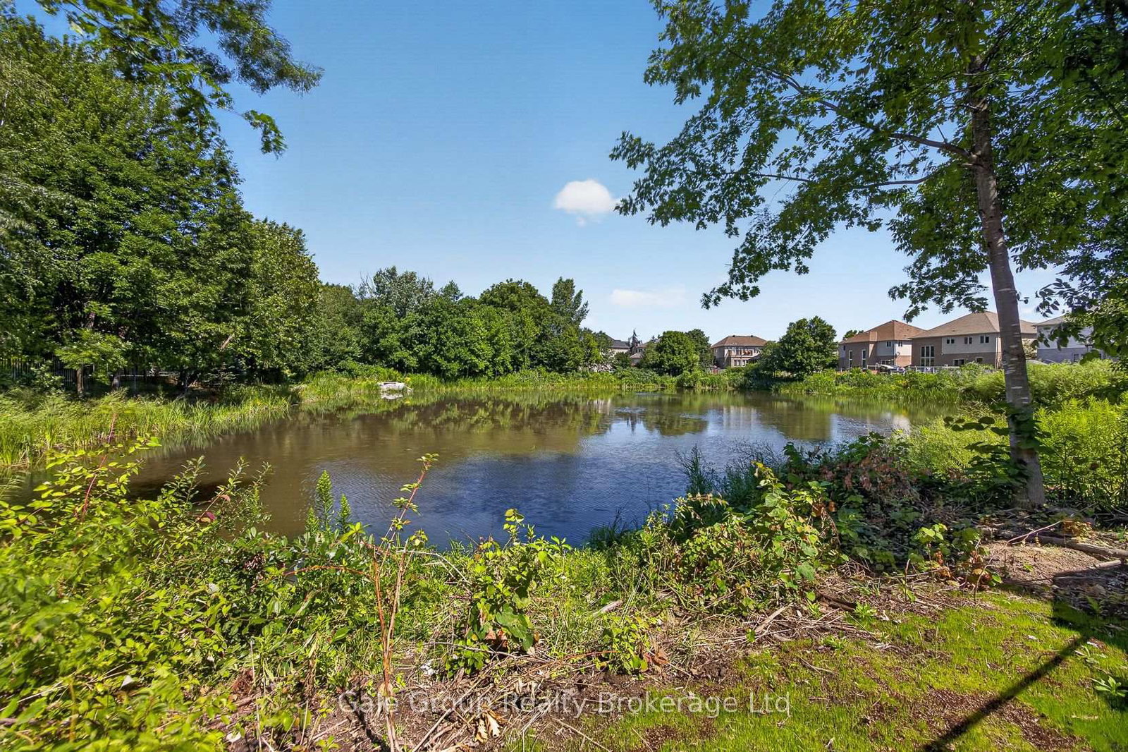 205 Munnoch Boulevard • Woodstock, ON photo 10