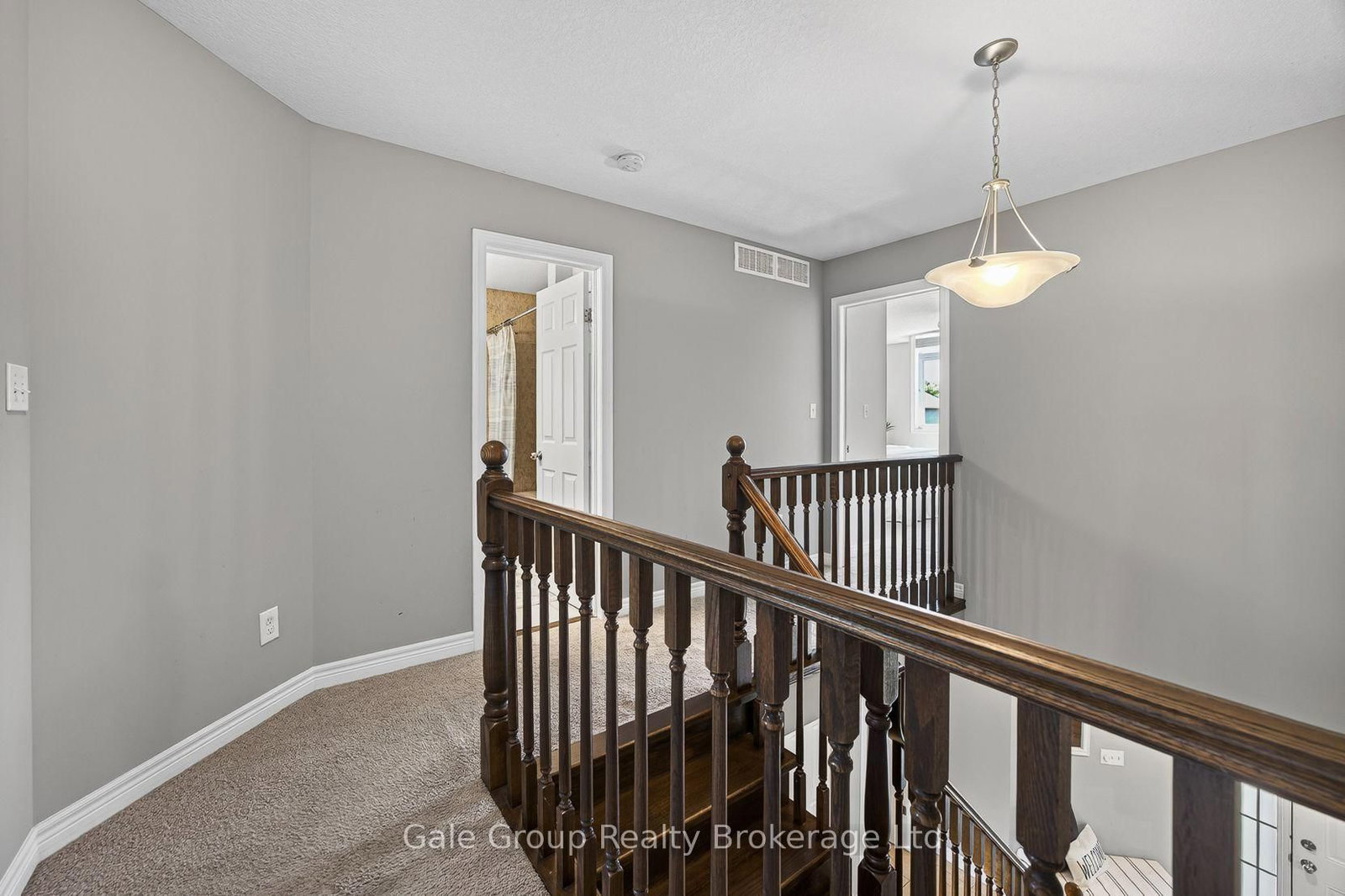 205 Munnoch Boulevard • Woodstock, ON photo 25
