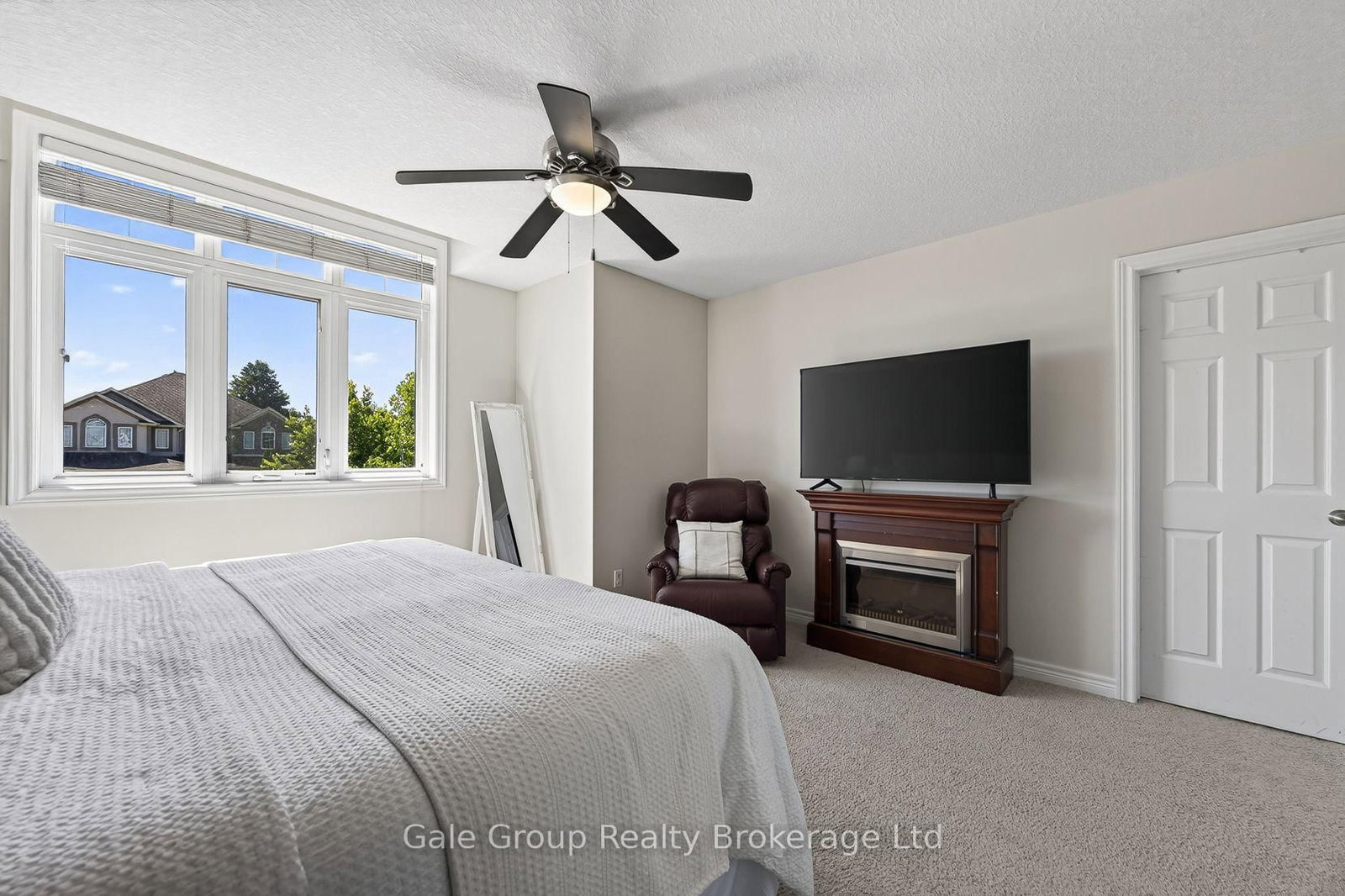 205 Munnoch Boulevard • Woodstock, ON photo 29