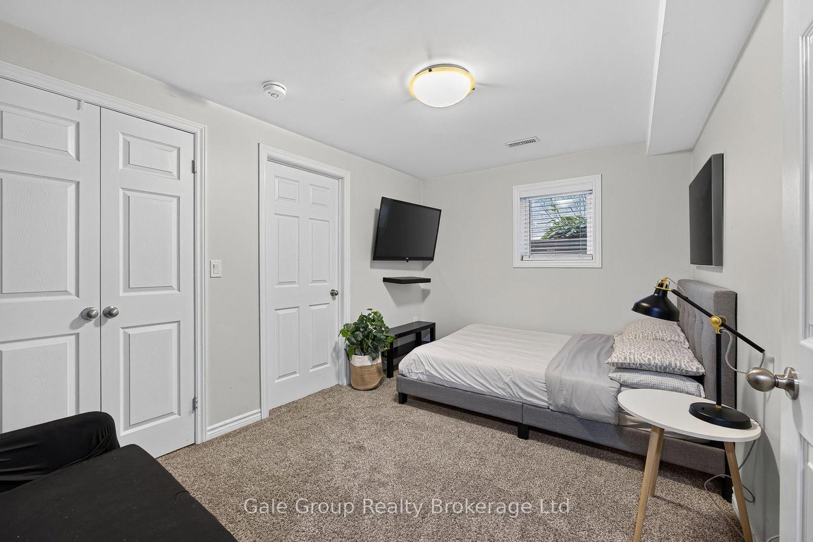 205 Munnoch Boulevard • Woodstock, ON photo 31