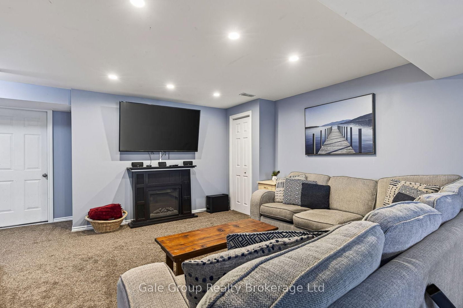 205 Munnoch Boulevard • Woodstock, ON photo 33