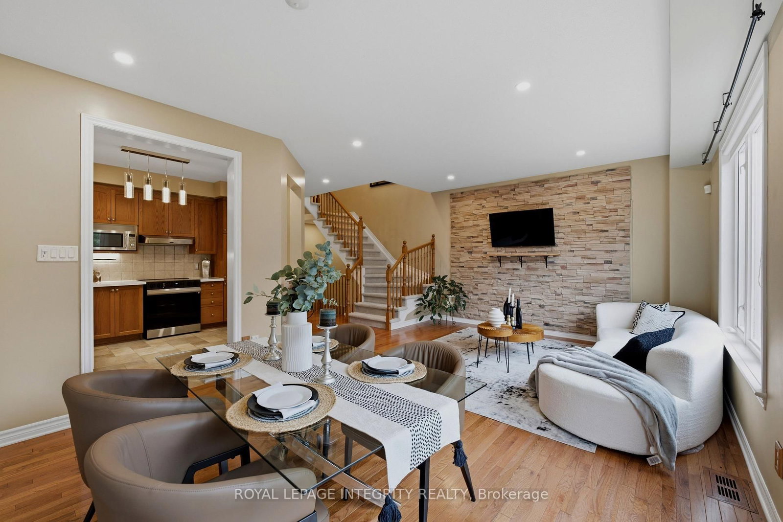 102 Windance Crescent • Ottawa, ON photo 12