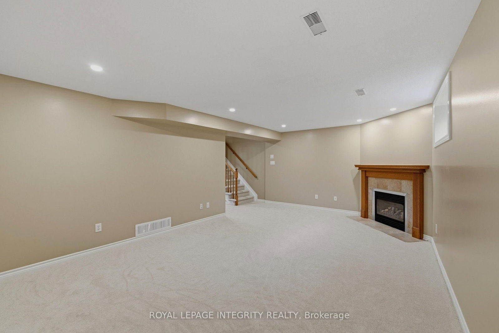 102 Windance Crescent • Ottawa, ON photo 25