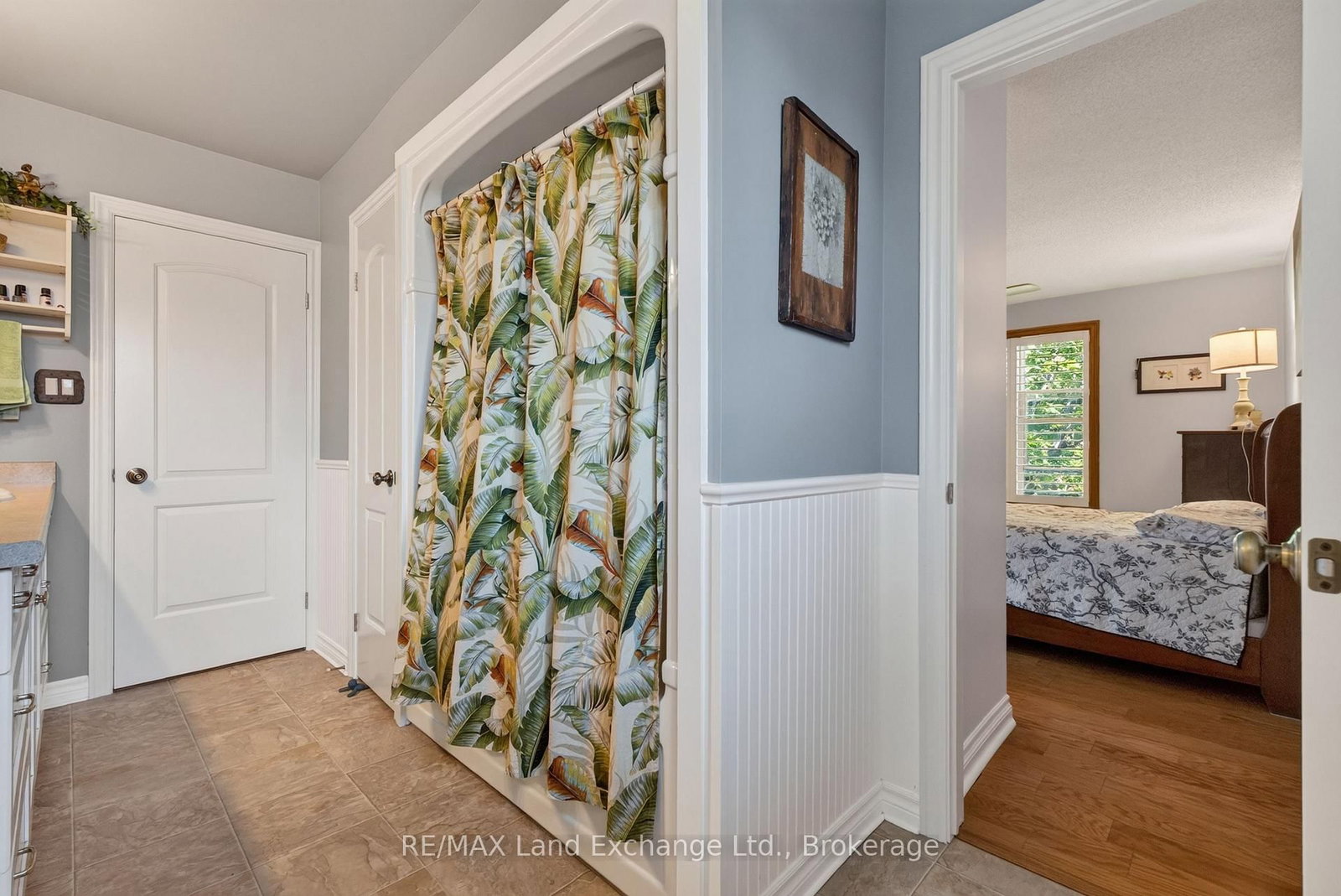 42 Webster Street • Kincardine, ON photo 13