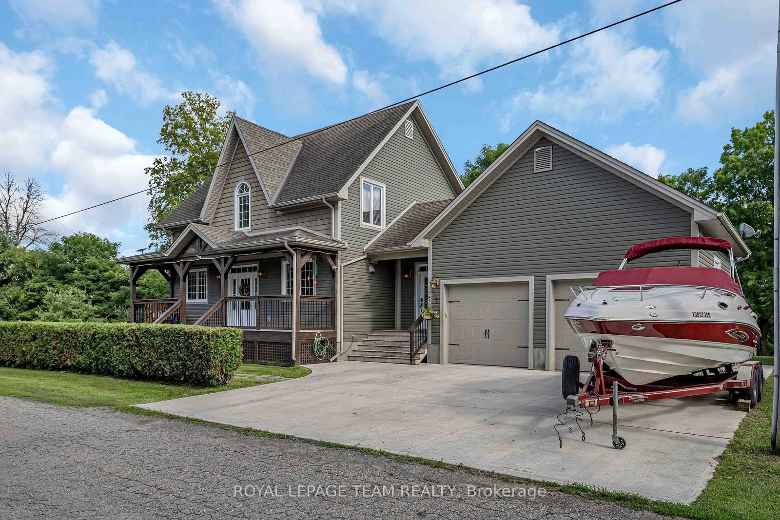 22 Centre Street • North Grenville, ON photo 4