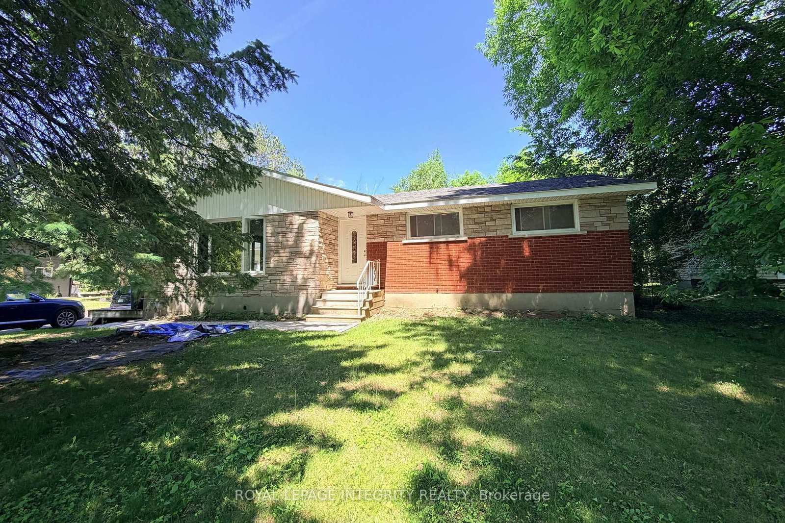 6330 Rothbourne Road • Carp, ON photo 1