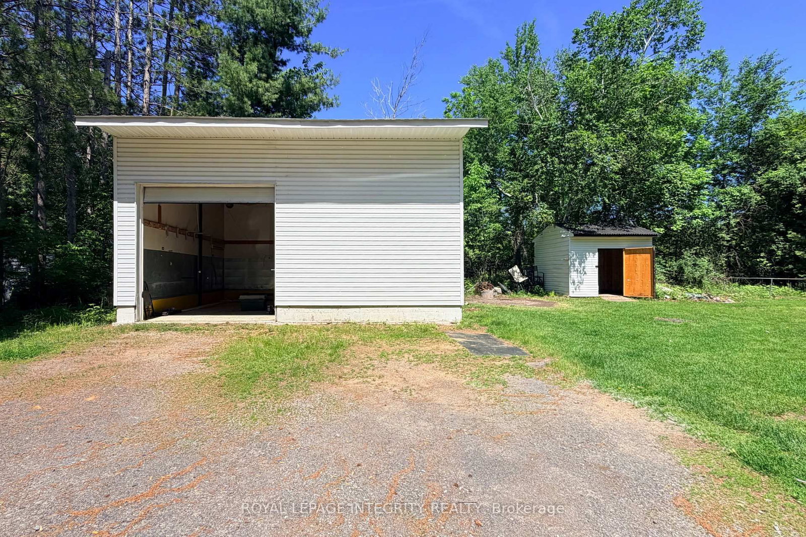 6330 Rothbourne Road • Carp, ON photo 39