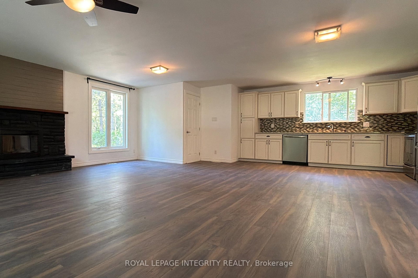 6330 Rothbourne Road • Carp, ON photo 9