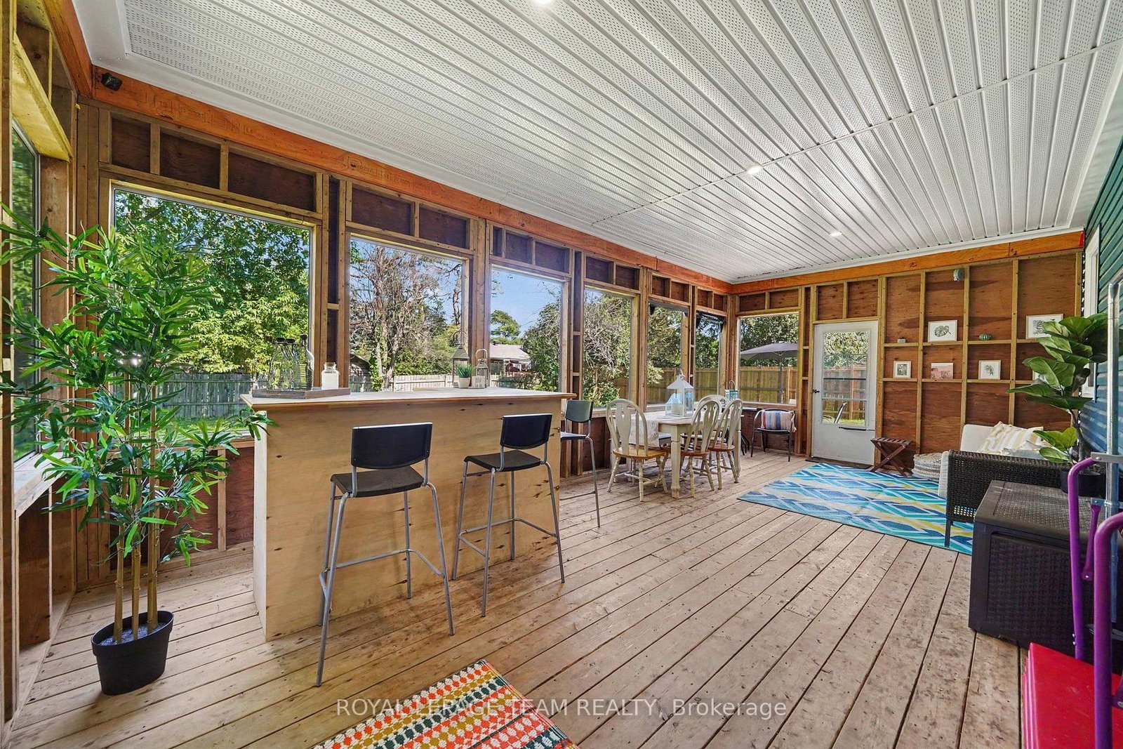 2477 Merivale Road • Ottawa, ON photo 26