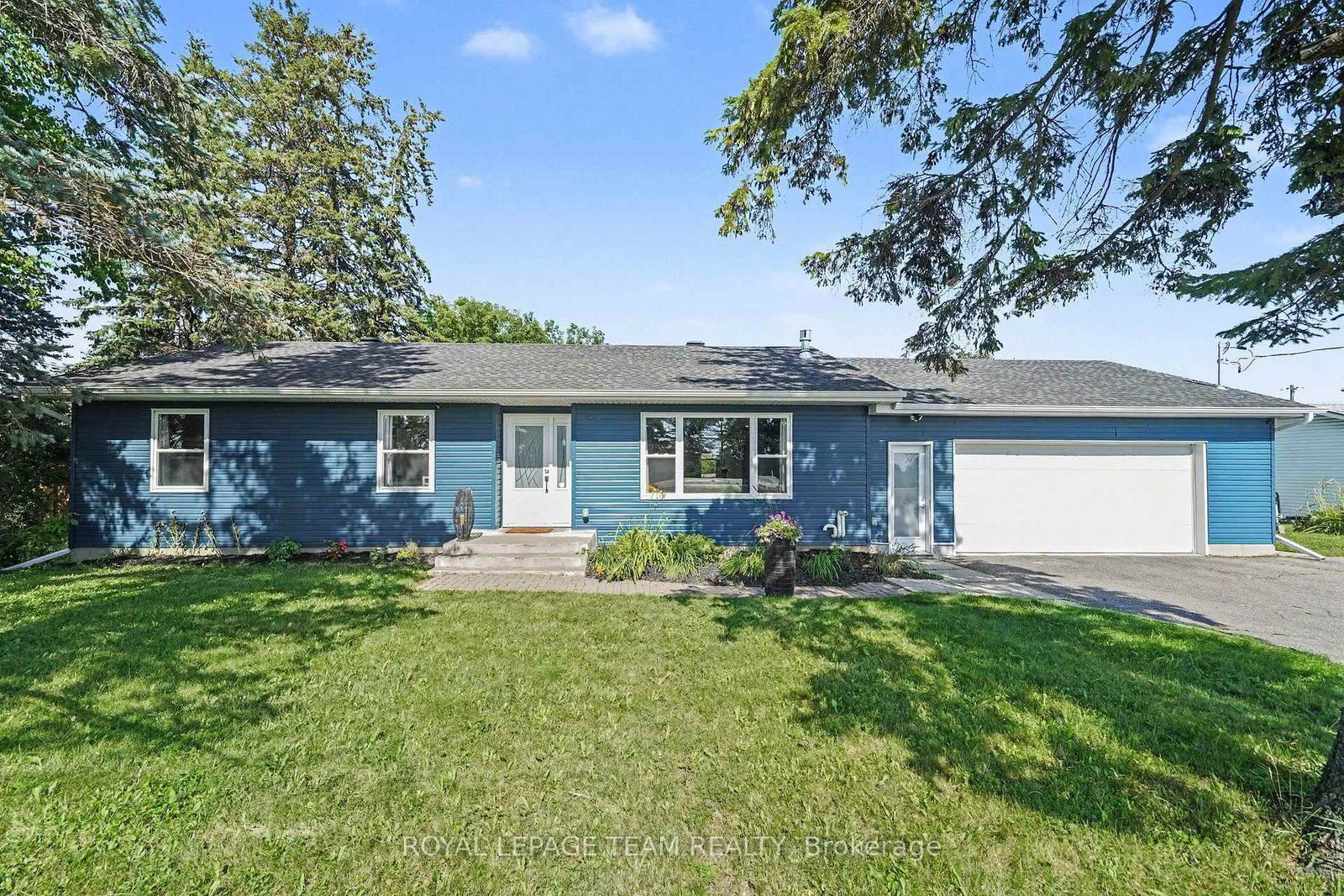 2477 Merivale Road • Ottawa, ON photo 4