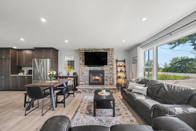 2477 Merivale Road • Ottawa, ON photo 9