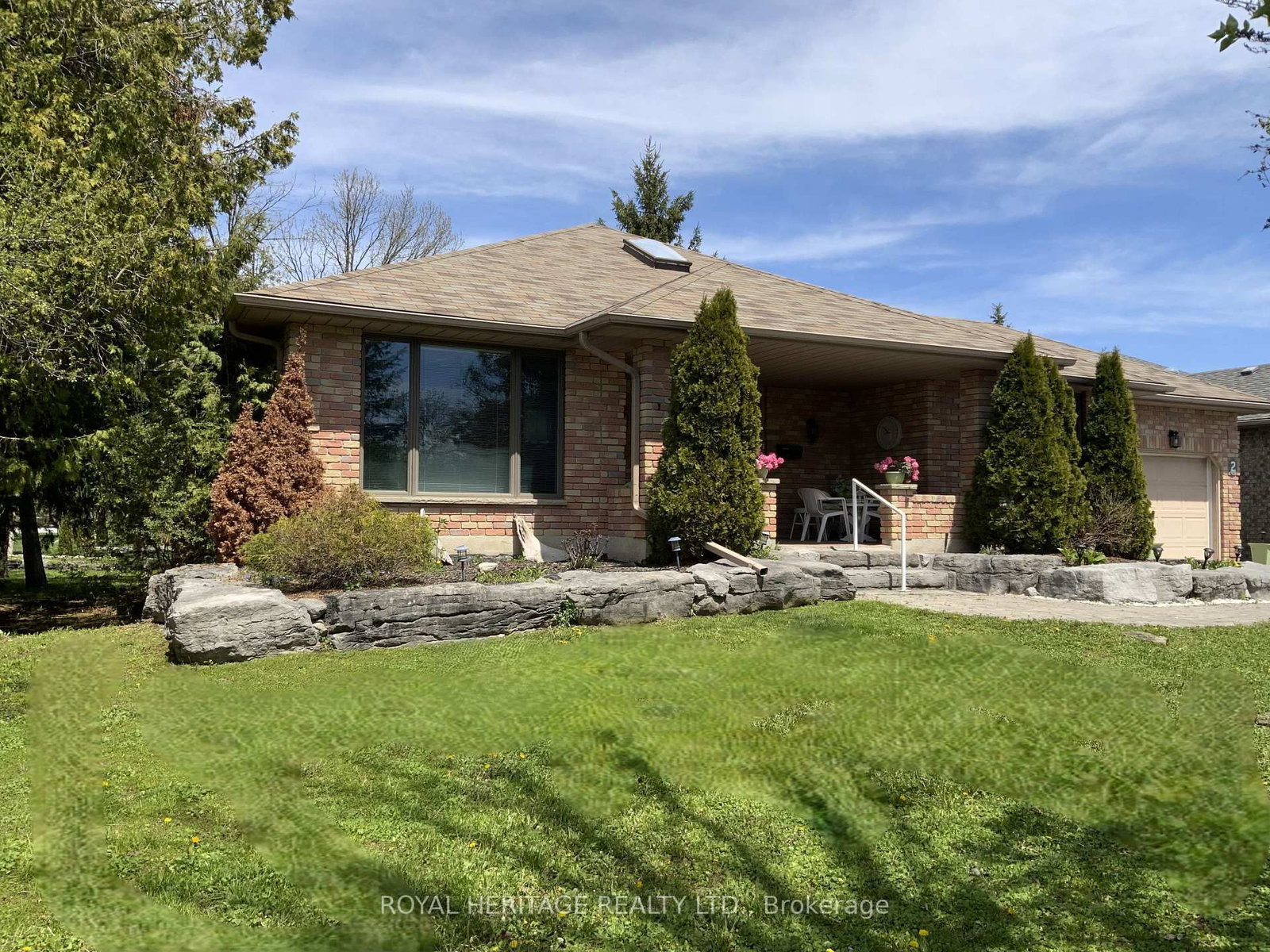 2 Mill Street • Kawartha Lakes, ON photo 1
