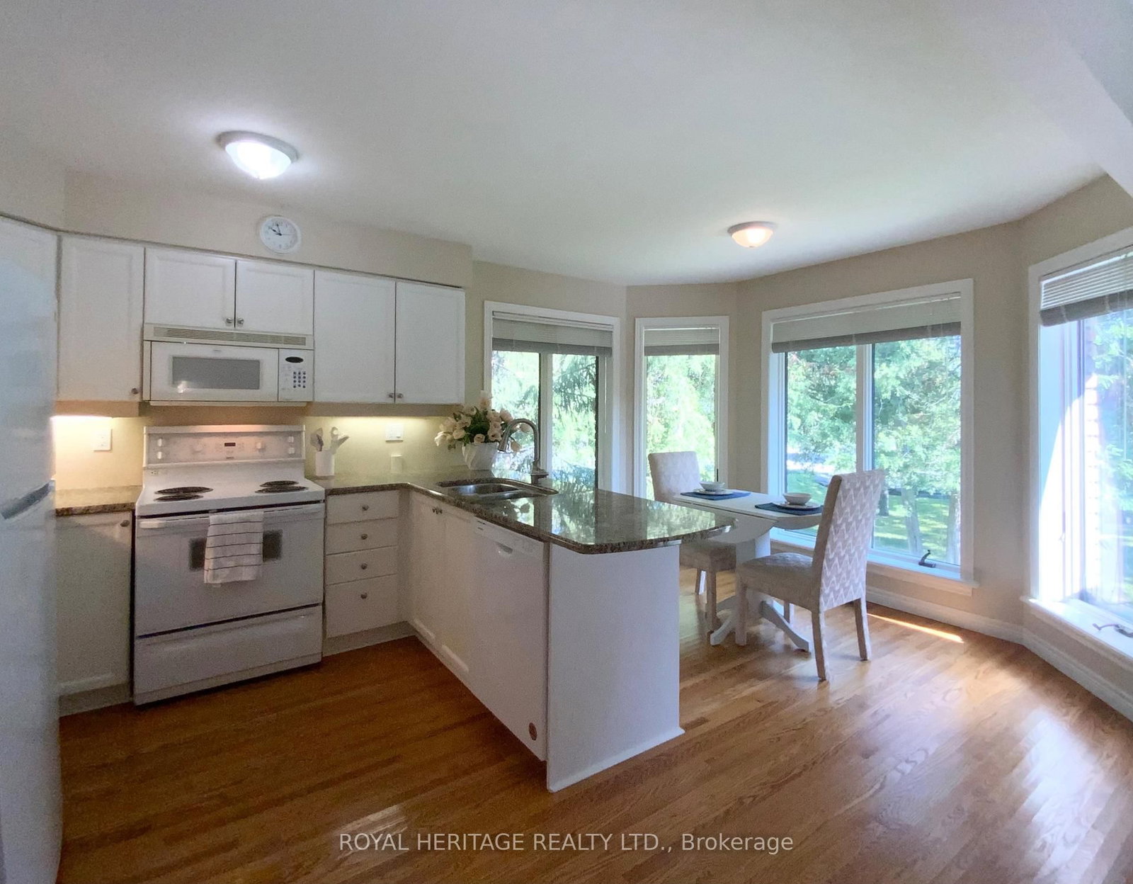 2 Mill Street • Kawartha Lakes, ON photo 8