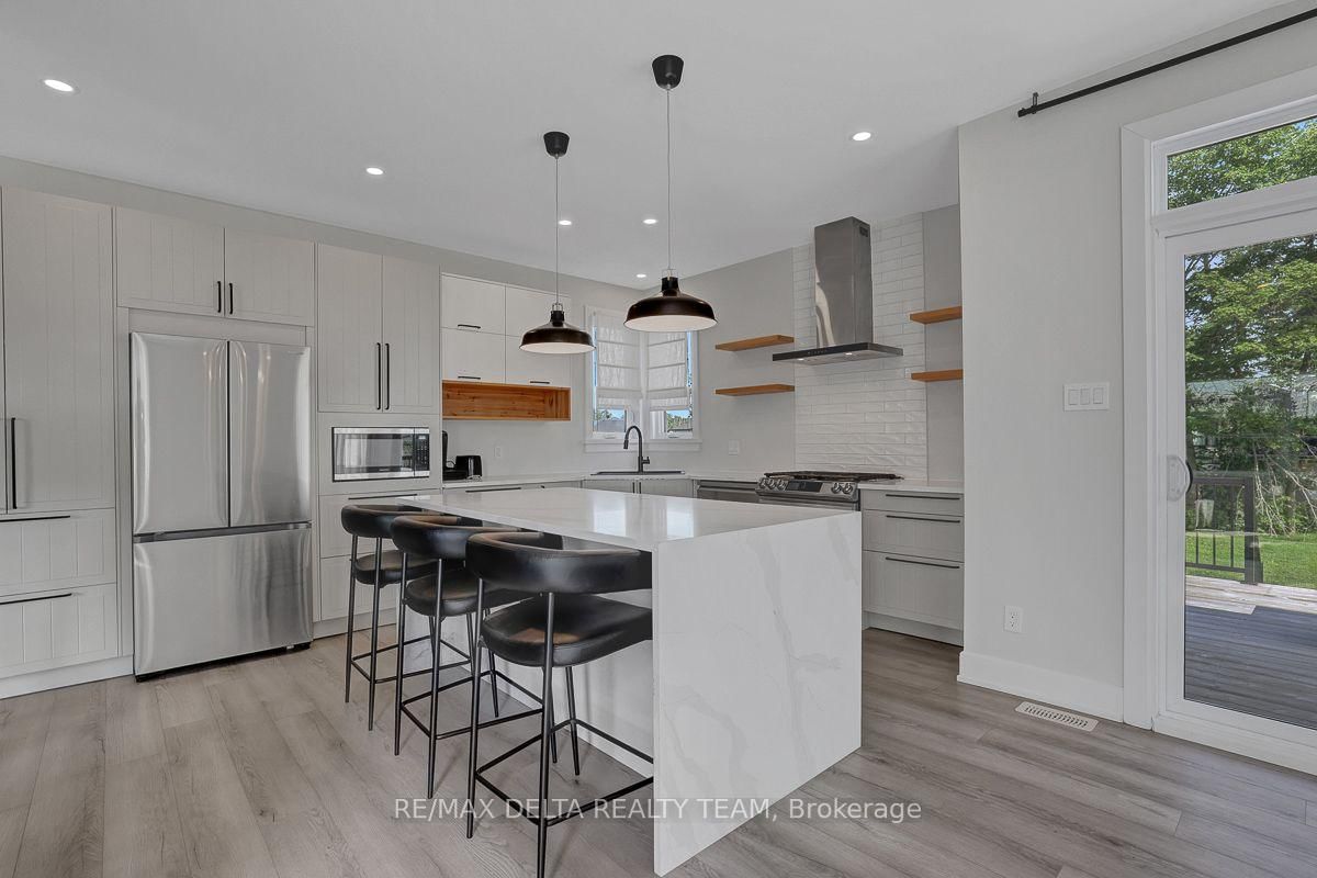 1710 Metcalfe Farm Road • Metcalfe, ON photo 9