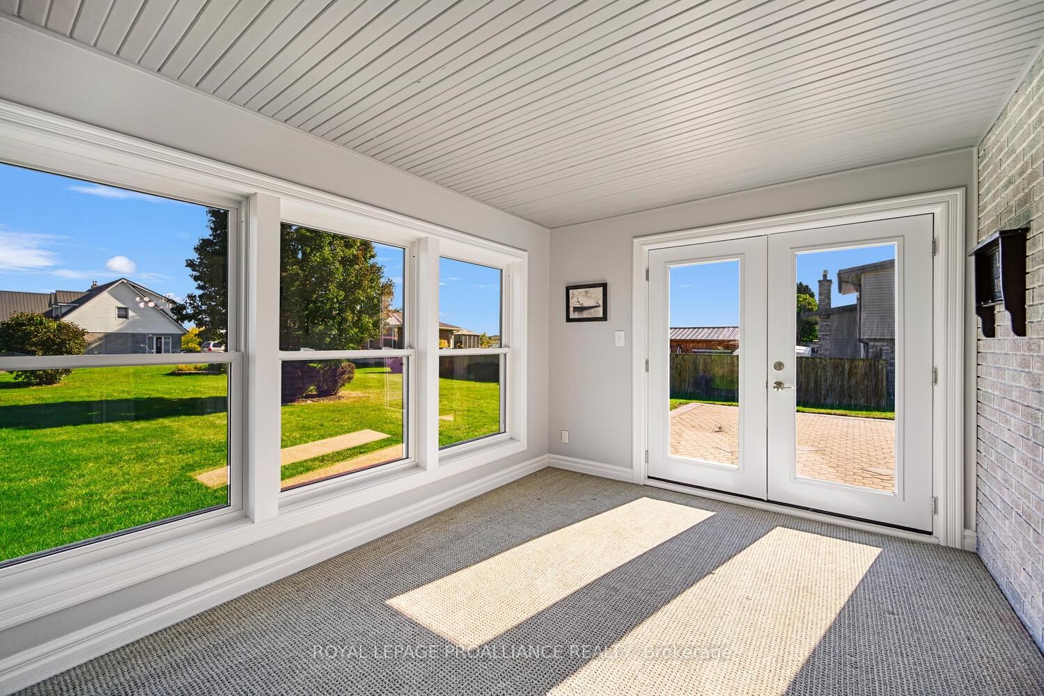 825 Joseph Street • Edwardsburgh/Cardinal, ON photo 16