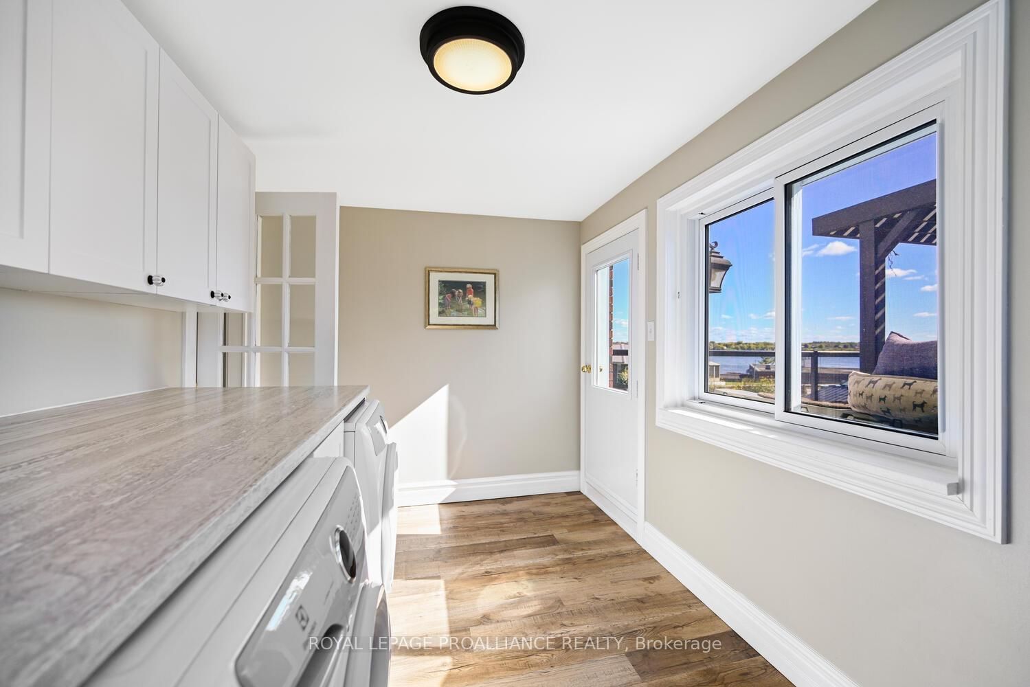 825 Joseph Street • Edwardsburgh/Cardinal, ON photo 22