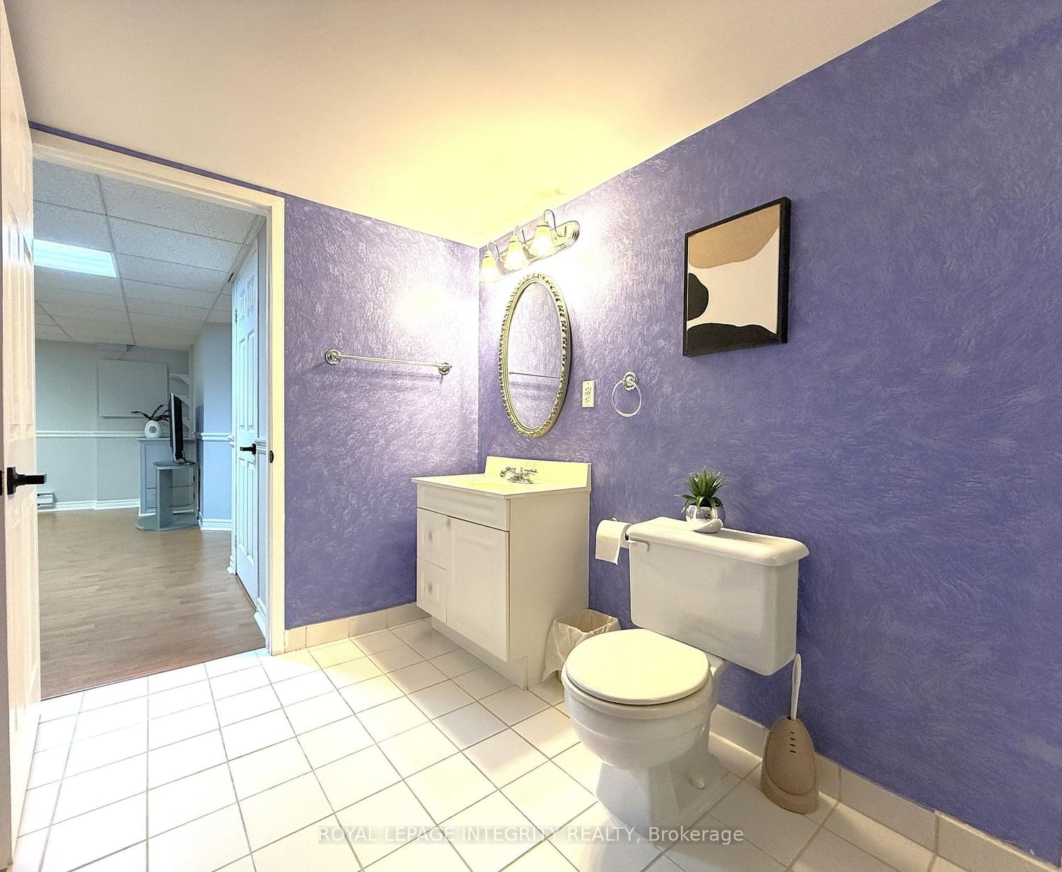 4 GLENARDEN Court • Ottawa, ON photo 31