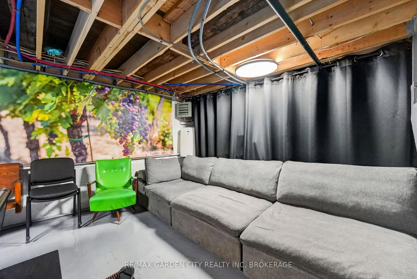 135 Lake Street • St. Catharines, ON photo 29