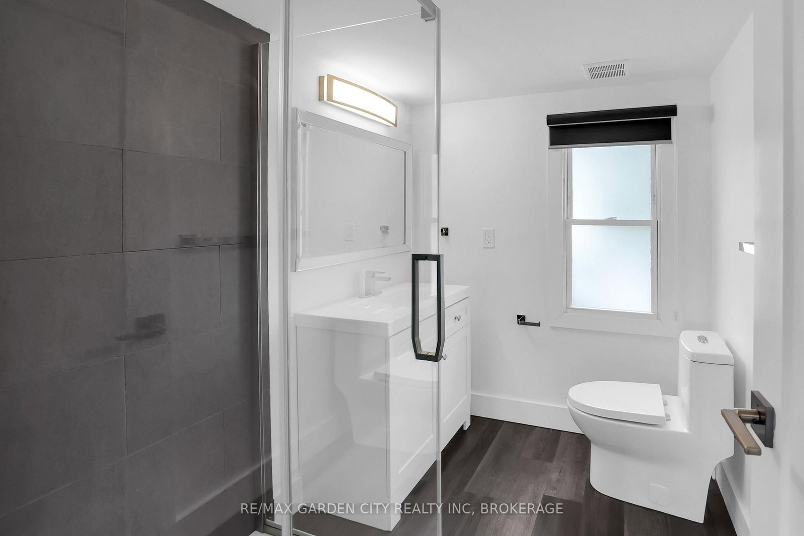 135 Lake Street • St. Catharines, ON photo 45