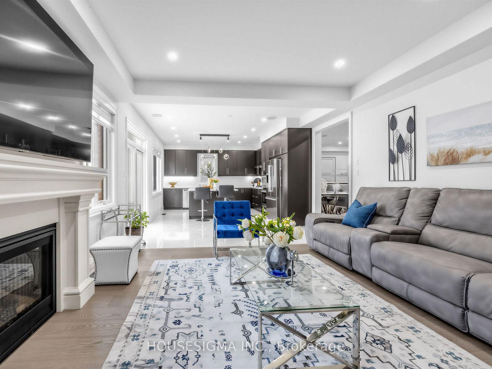 15 Edworthy Gardens • Hamilton, ON photo 14